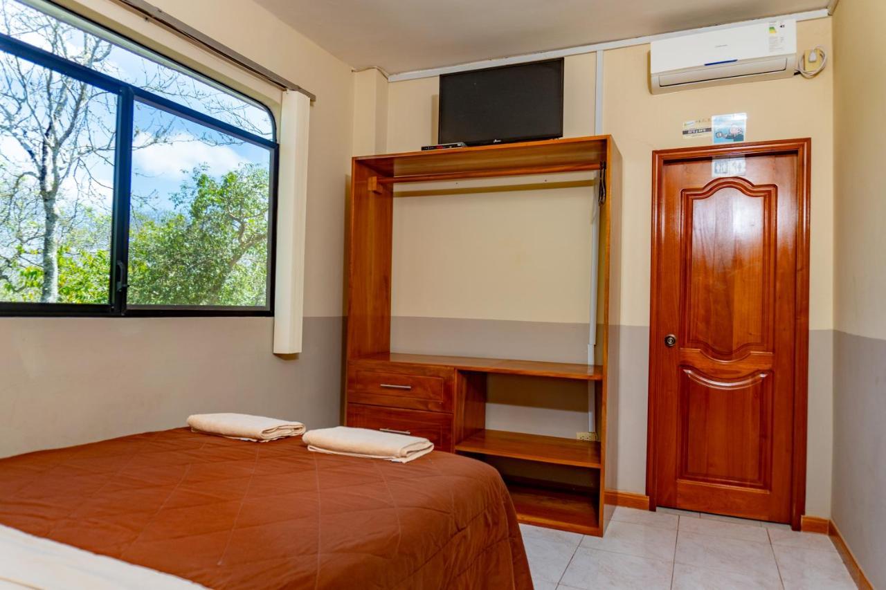 Cucuve Eco Hostal Puerto Baquerizo Moreno Extérieur photo