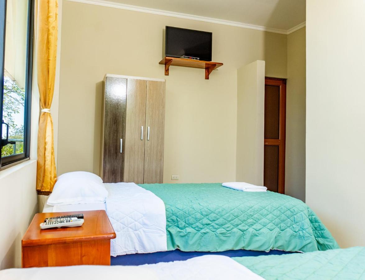 Cucuve Eco Hostal Puerto Baquerizo Moreno Extérieur photo